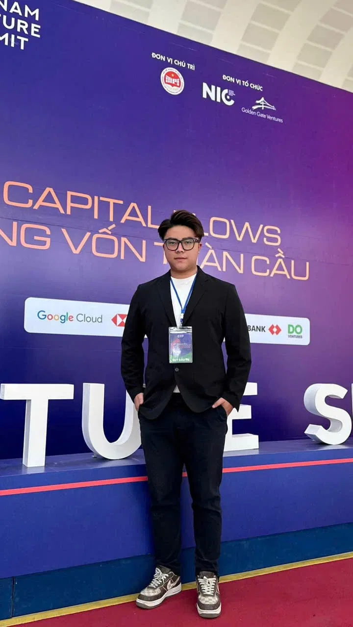 Nguyễn Việt Tiến
